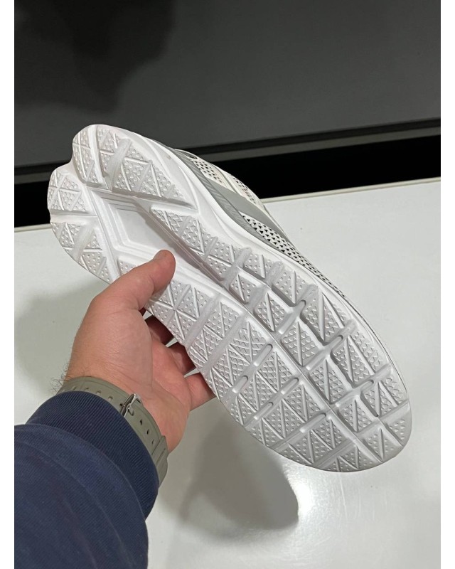 کفش کتونی بروکس سفید طوسی 1133