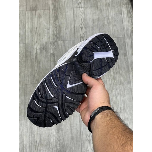 کفش کتونی نایک p6000 سفید مشکی